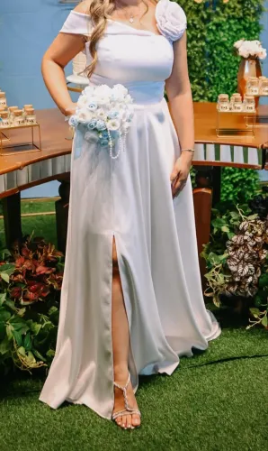 Vestido de noiva minimalista