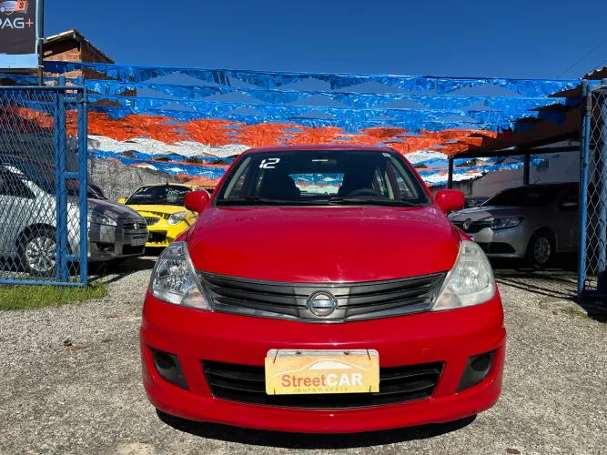Nissan Tiida S 1.8/1.8 Flex 16V Mec. 2012