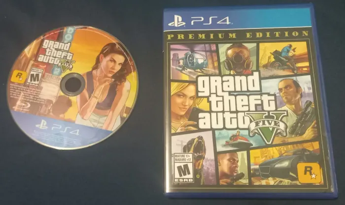 GTA V (PS4)