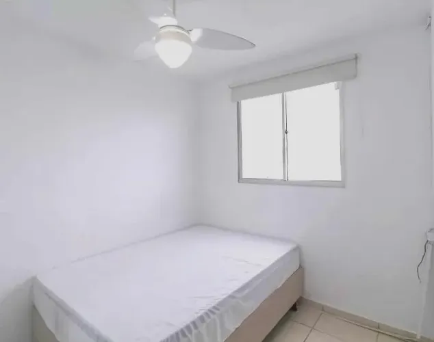 Apartamento ( 2 dormitórios ) , aluguel anual com caução e com mobília. 