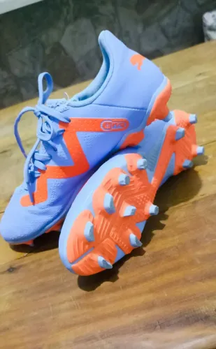 Chuteira Puma campo semi pro/ 34