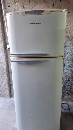 Geladeira electrolux frost free 380 litros
