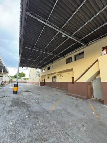 Vendo ou Alugo Prédio Comercial + Casa 3 Andares em Avenida na Cachoeirinha