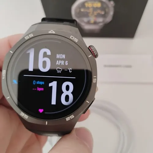 smartwatch huawei gt5 pro com todos os acessórios originais!