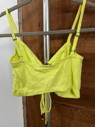Cropped/top verde limão