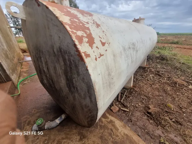 Reservatório de Água Horizontal 4.100L