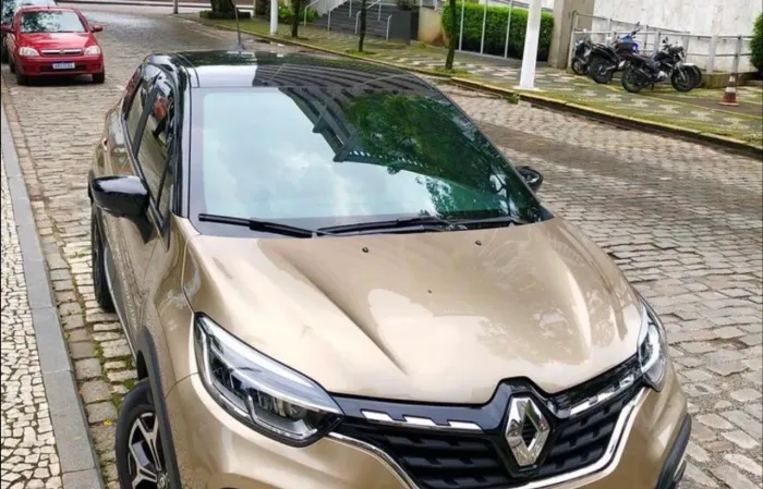 Renault Captur Iconic 1.3 TB 16V Flex 5P AUT 2022