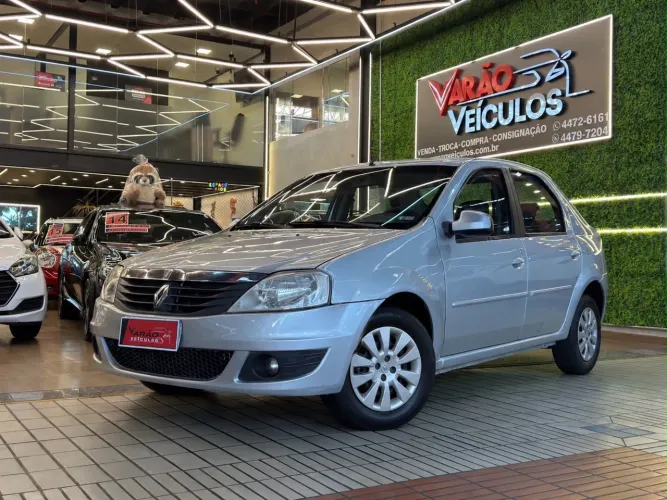 Renault Logan Expression Hi-flex 1.6 16V 4P AUT 2011