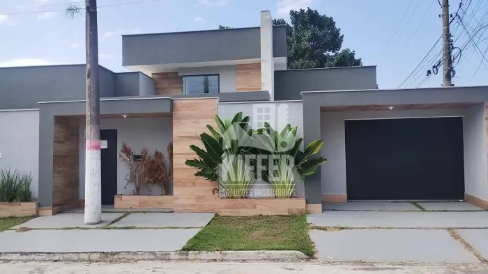 Casa com 3 quartos à venda, 104 m² por R$ 690.000 - Itaipuaçu - Maricá/RJ