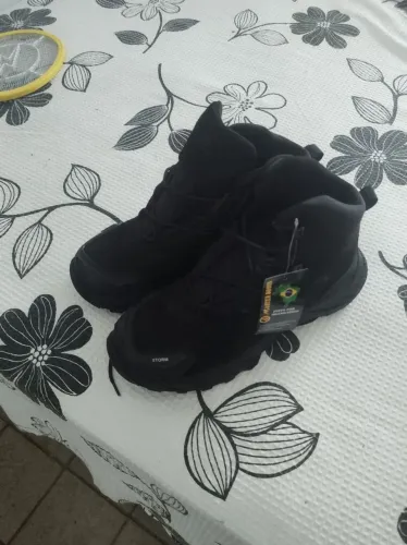 Botas