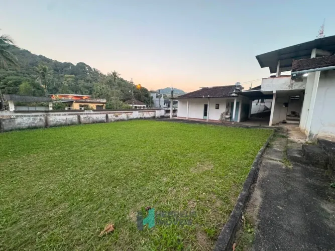 Sítio à venda no bairro Santa Dalila (Suruí) - Magé/RJ