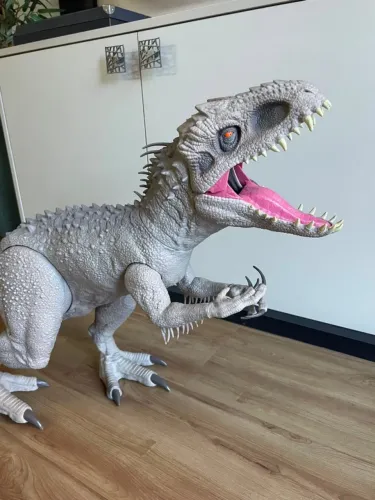 Dinossauro Indominus Rex Super Colossal Mattel