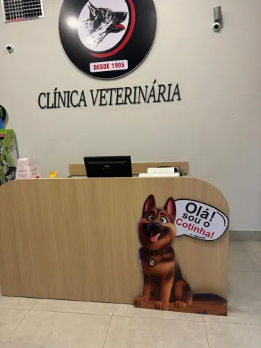 Vende-se Balcão Para Recepção