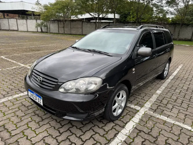 Toyota Corolla Fielder SW 1.8/1.8 XEI Flex Aut. 2005