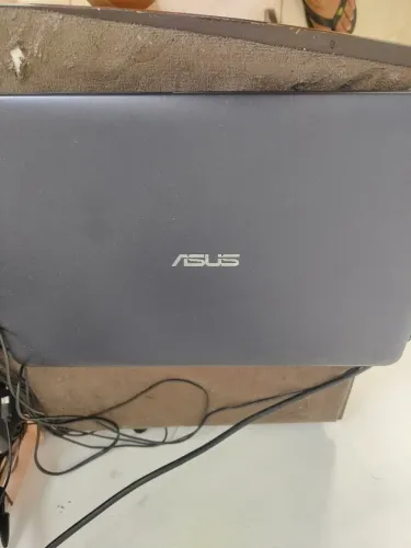 Notebook Asus Core I3