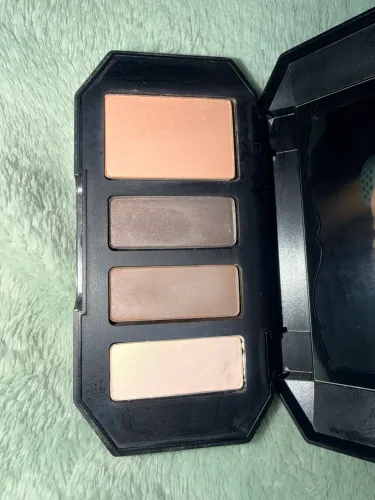 MAQUIAGEM SOMBRA - SHADE AND LIGHT - KAT VON D 