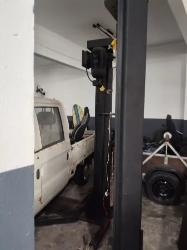 2 Elevacar 2500 toneladas e 1 compressor wetzel 