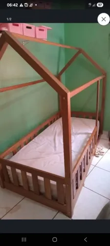 CAMA MANTESSORIANA