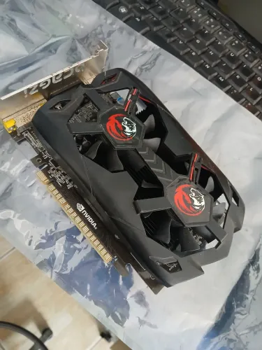 Placa de video nvidea ddr5