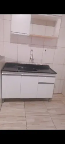Aluga-se Casa