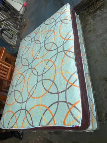 Cama casal mola