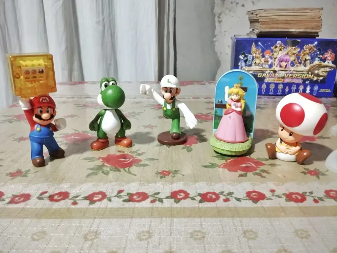 Bonecos do Mario Bross