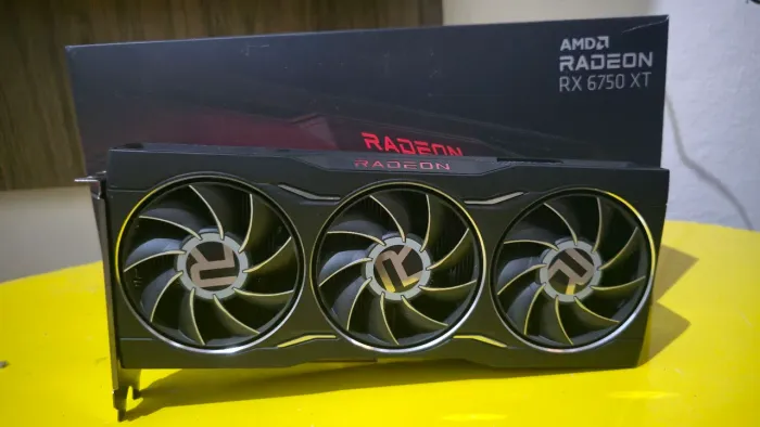 AMD RX 6750 XT Founders edition