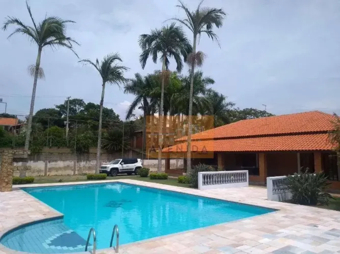 Chácara em Cd. Fechado- com 5 dormitórios à venda, 3381 m² por R$ 2.300.000 - Vitassay - B