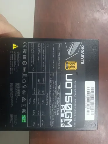 Fonte Gigabyte UD Gold 750W<br>- Full-Modular<br>- PCIe 5.0<br>- 80 Plus Gold<br>- Preto<br><br>R$ 600,00
