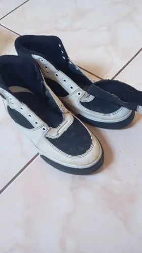 Sapato cano alto