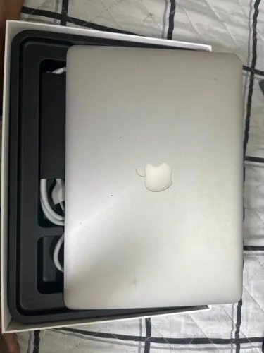 MacBook