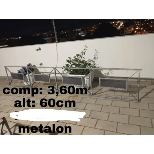 Metalon de sacada