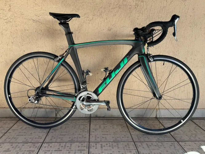 Bike speed Fuji Carbono SST3.0 personalizada