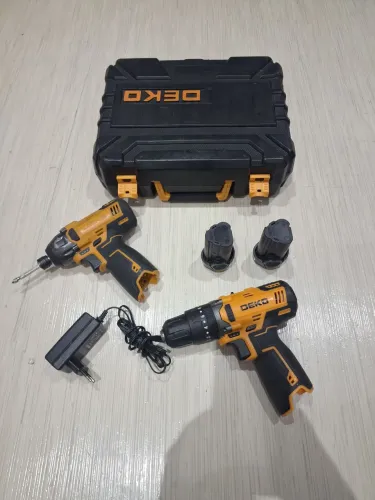 Vendo Kit de Parafusadeira e furadeira Marca Deko