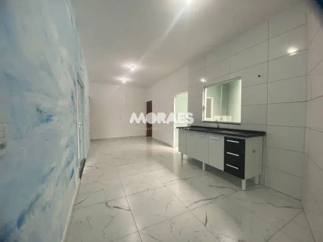 Casa com 2 quartos para alugar, 70 m² por R$ 1.800/mês - Jardim Maria Luiza - Agudos/SP