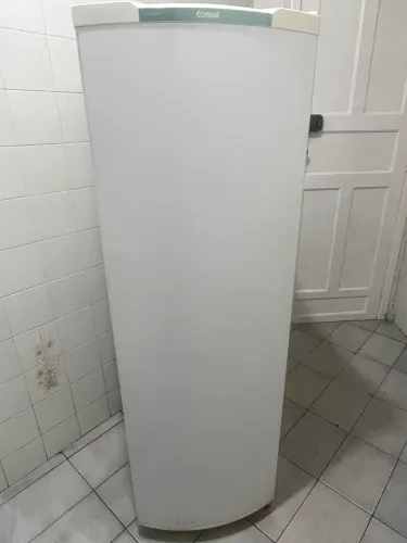 Geladeira cônsul 280
