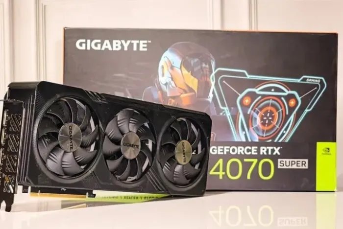 Placa de Vídeo RTX 4070 Super Gigabyte 12GB