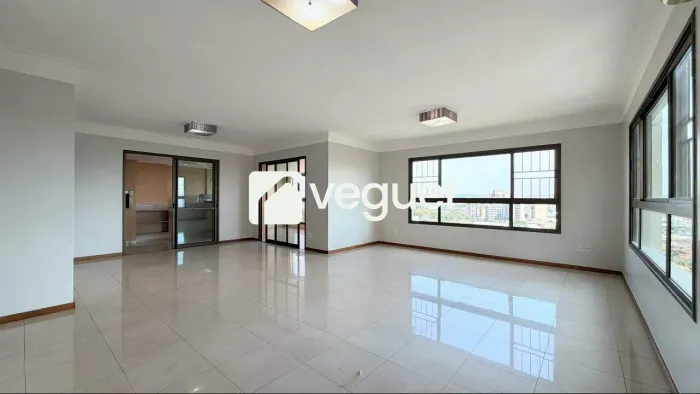 Apartamento de 234m² com 4 quartos para alugar no Jardim Santa Ângela, Ribeirão Preto/SP.