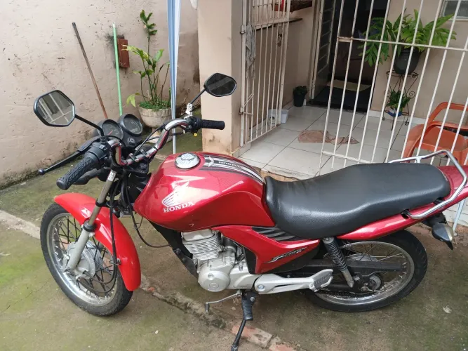 Vendo titan fan 125 ES Partida eletrica 