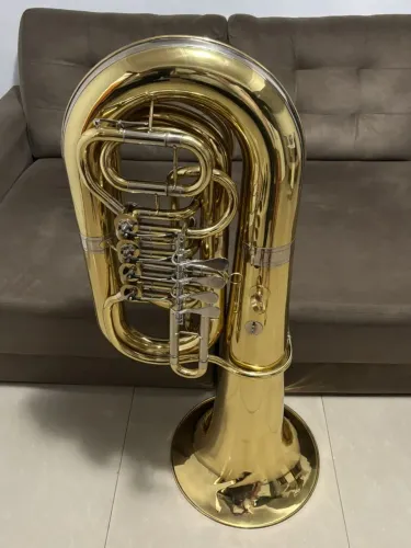 Tuba Suzuki 4/4 SIB