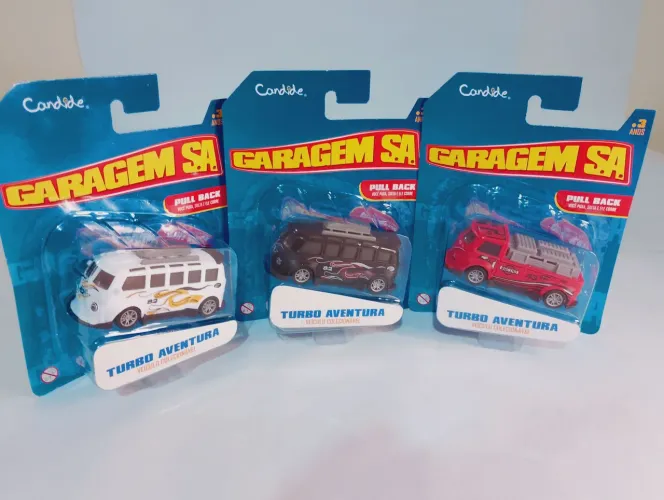 KIT 3 Miniaturas de Kombi esportiva antiga