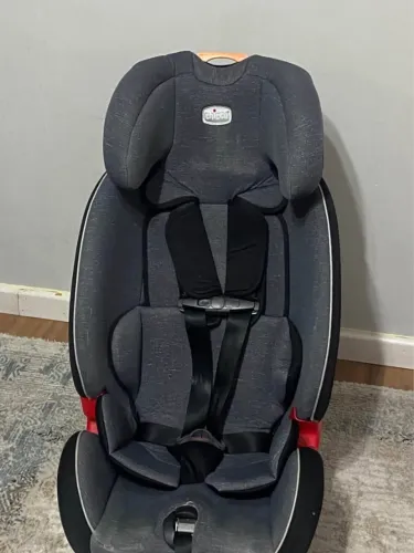 Cadeirinha Chicco para carro