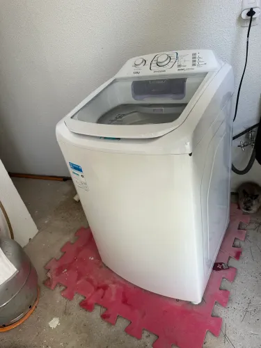 Máquina de lavar Eletrolux 