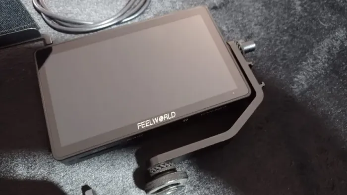 monitor feelworld F6 5.5 4k touch 3d pouquissimo uso, sem arranhões