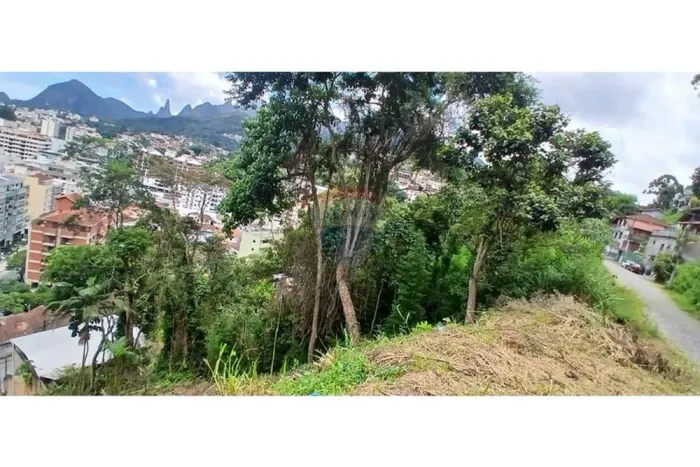 Terreno de 475m² em Jardim Europa, Teresópolis