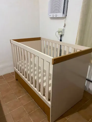 Berço cama com gaveta