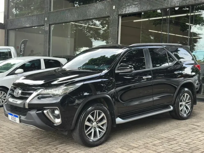 Toyota Hilux SW4 4X4 2.8 Diesel 2018