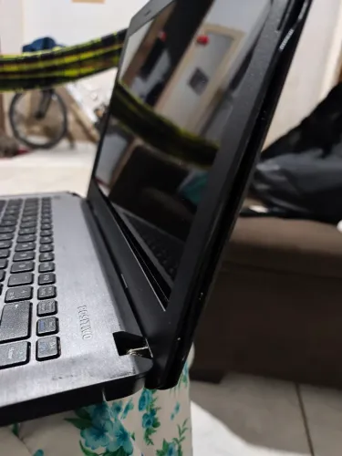 Notebook pra retirada de peças