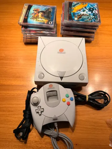 Dreamcast revisado, leitor lendo até pensamento, completo + 20 jogos