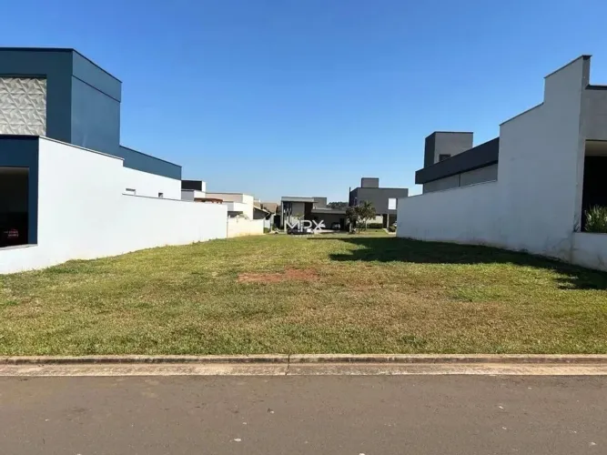 Terreno à venda em Piracicaba, Dois Córregos, com 413 m², Residencial Moinho Vermelho